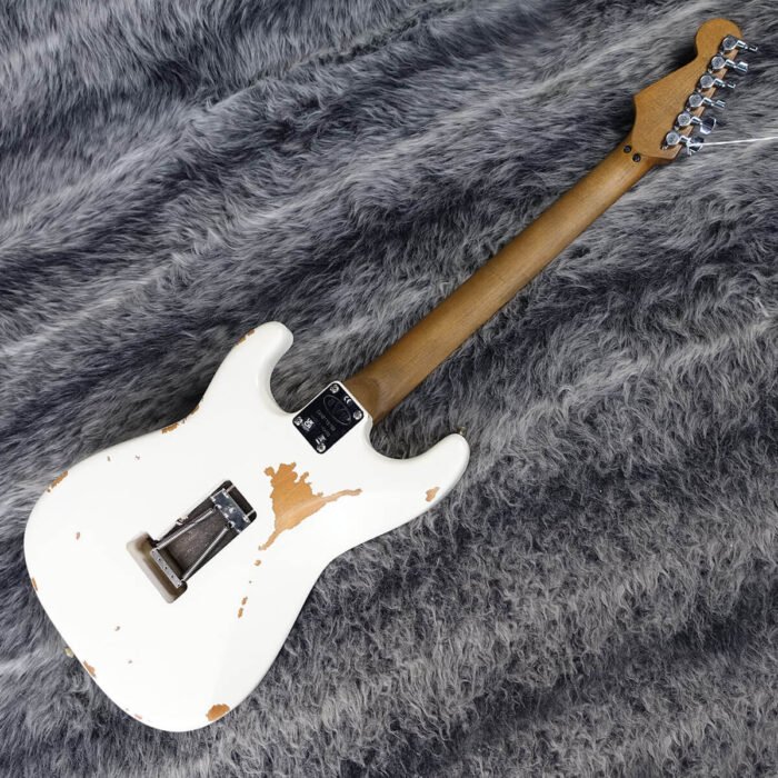 EVH Frankenstein Relic Series Maple Fingerboard White - Image 4