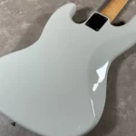 Fender Made in Japan Traditional 60s Jazz Bass Rosewood Fingerboard Olympic White Electric Bass Jazz Bass - Image 4