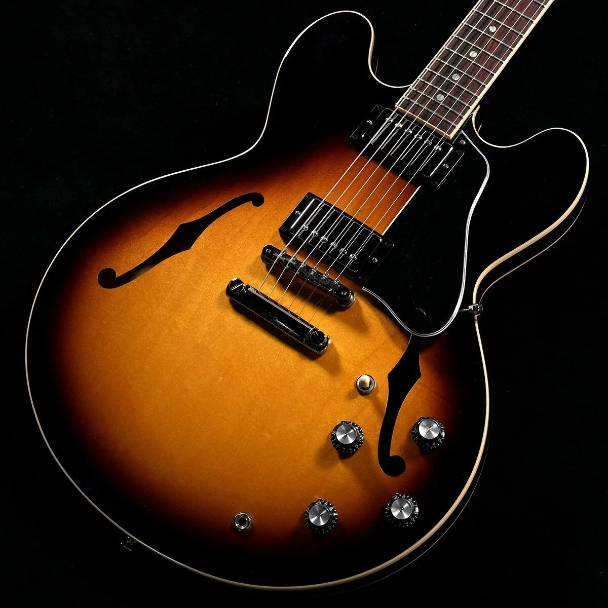 0b8dfdeaabc388a553f6474412f9250bce9f0f Gibson ES-335 Gibson Semi-Acoustic Electric Guitar (Vintage Burst) - Image 1