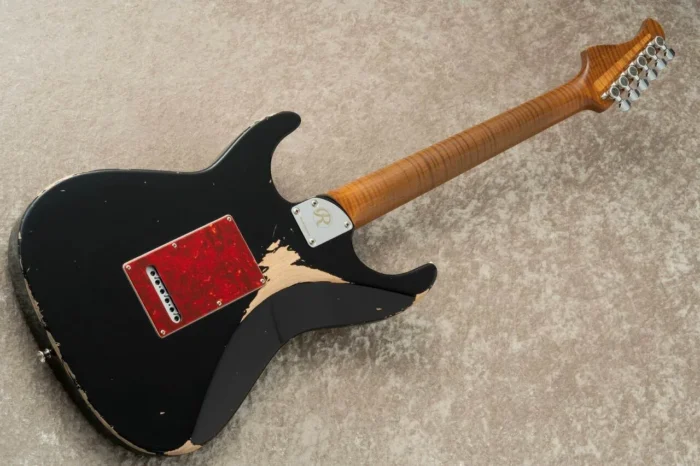 Red House Seeker S Stratocaster 24F SSH Heavy Aged w/ Master Grade Roasted Flame Maple (Black) - Image 9