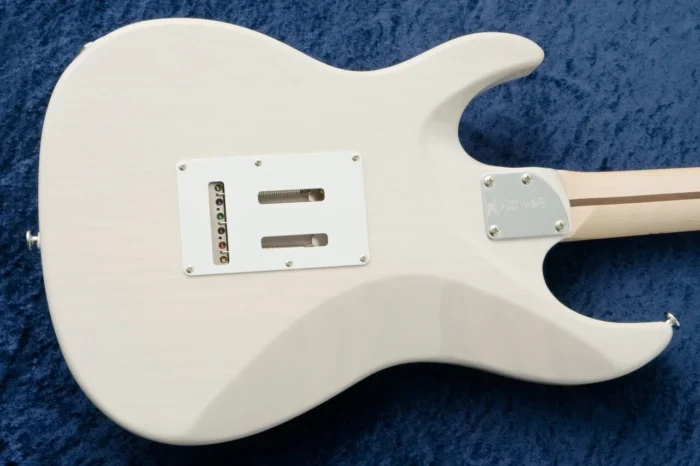 Fujigen (FGN) EOS2-ASH-M -(White Blonde) - Image 9