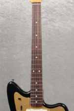 Fender Jazzmaster FSR MIJ Traditional 60s Anodizedguard (3-Tone Sunburst) - Image 7