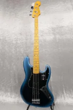 Fender American Professional II Jazz Bass, Maple Fingerboard (Dark Night) - Image 3