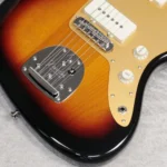 Fender Jazzmaster FSR MIJ Traditional 60s Anodizedguard (3-Tone Sunburst) - Image 11