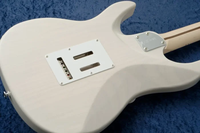 Fujigen (FGN) EOS2-ASH-M -(White Blonde) - Image 10