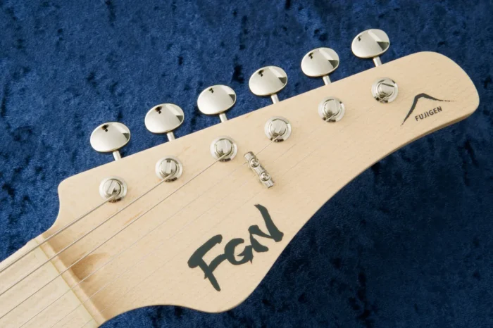 Fujigen (FGN) EOS2-ASH-M -(White Blonde) - Image 6