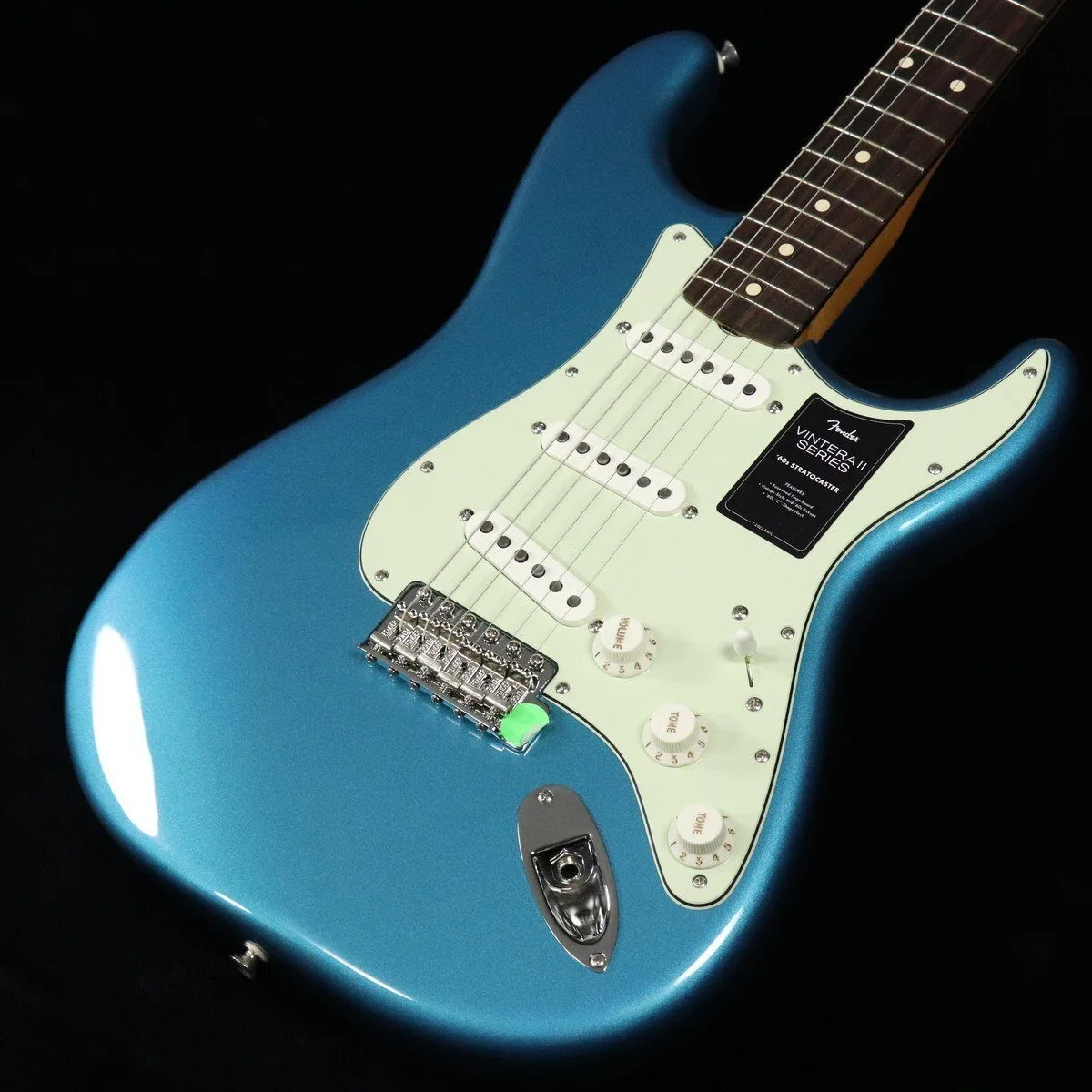 1923e194993c12564d0648cc37a29aa85a13e1 Fender Vintera II 60s Stratocaster with Rosewood Fingerboard (Lake Placid Blue) - Image 1