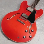 Gibson ES-335 (Satin Cherry)