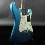 Fender Vintera II 60s Stratocaster with Rosewood Fingerboard (Lake Placid Blue) - Image 10